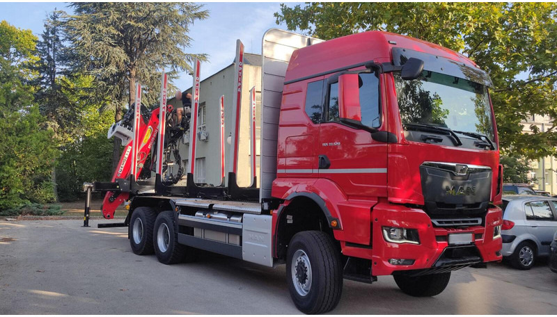 MAN TGS 33.520 - Camião de transporte de madeira, Camião grua: foto 2 MAN TGS 33.520 - Camião de transporte de madeira, Camião grua: foto 2