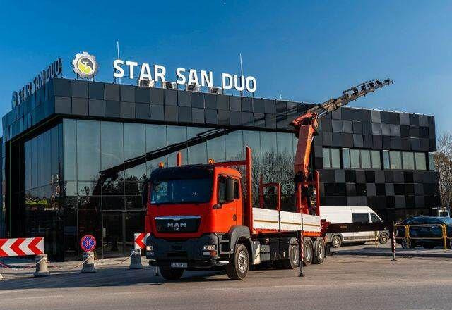 MAN TGS 35.400 PALFINGER PK 44002 WINCH TRIDEM KRAN - Camião de caixa aberta/ Plataforma, Camião grua: foto 1 MAN TGS 35.400 PALFINGER PK 44002 WINCH TRIDEM KRAN - Camião de caixa aberta/ Plataforma, Camião grua: foto 1