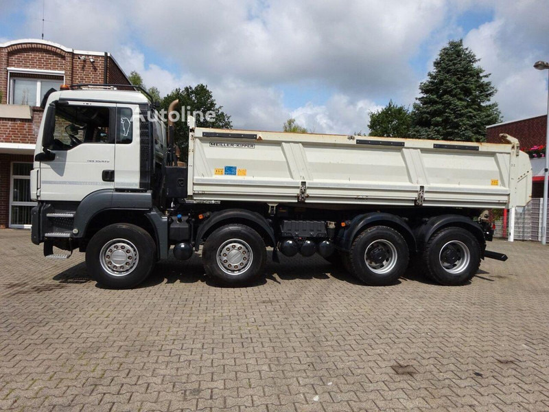 MAN TGS 35.470 - 3 way tipper 8x4 - Camião basculante: foto 2 MAN TGS 35.470 - 3 way tipper 8x4 - Camião basculante: foto 2