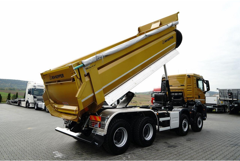 MAN TGS 41.480 / 8X8 / WYWROTKA / AUTOMAT / FABRYCZNIE NOWY / BOGATE - Camião basculante: foto 4 MAN TGS 41.480 / 8X8 / WYWROTKA / AUTOMAT / FABRYCZNIE NOWY / BOGATE - Camião basculante: foto 4