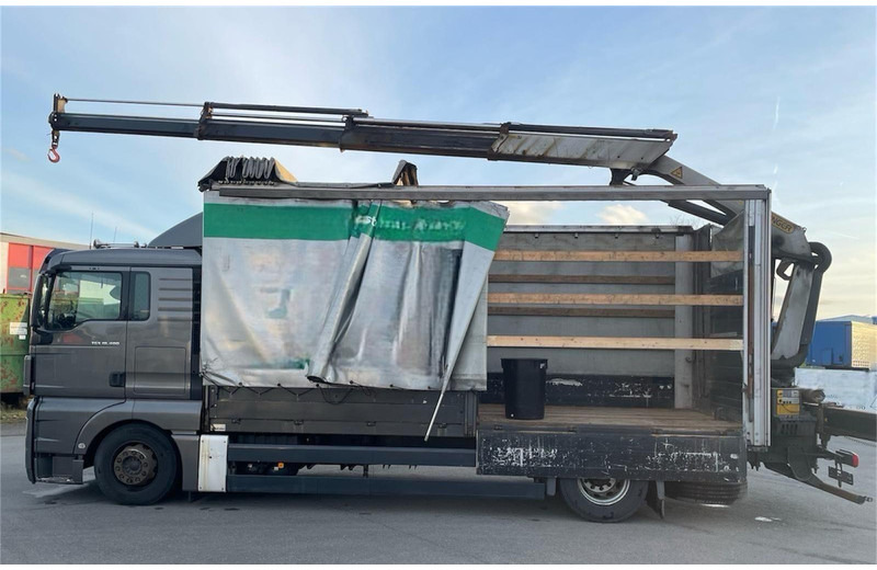 MAN TGX 18.400 Curtain Sider + Crane Palfinger 14002 EH - Camião furgão: foto 4 MAN TGX 18.400 Curtain Sider + Crane Palfinger 14002 EH - Camião furgão: foto 4