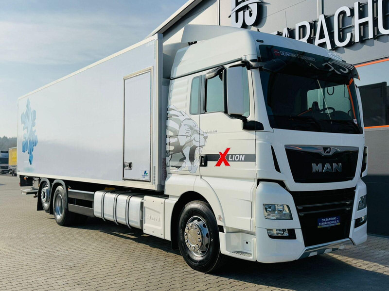 MAN TGX 26.510 // E6 // Chłodnia 22Epal // 6x2 // winda // świeżo z - Camião frigorífico: foto 4 MAN TGX 26.510 // E6 // Chłodnia 22Epal // 6x2 // winda // świeżo z - Camião frigorífico: foto 4
