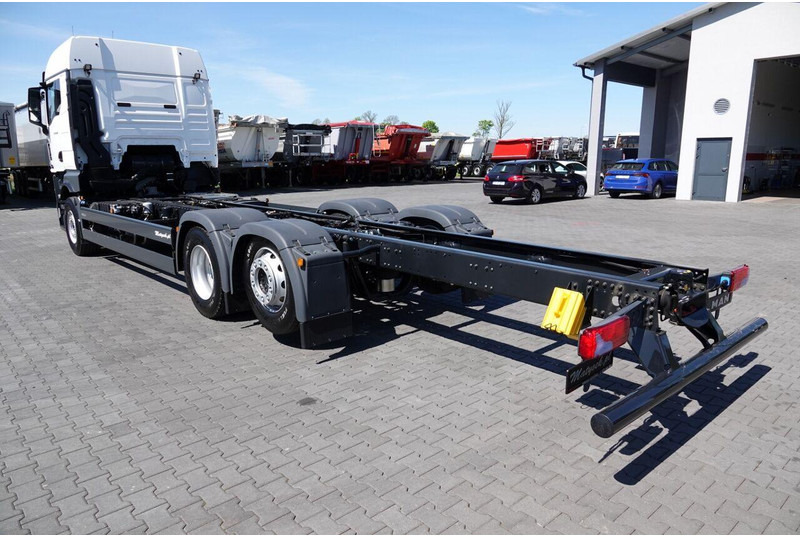 MAN TGX 26.520 / 6x2 / RAMA DŁ. 9,1M / OŚ PODNOSZONA / SKRĘTNA / DO - Camião chassi: foto 3 MAN TGX 26.520 / 6x2 / RAMA DŁ. 9,1M / OŚ PODNOSZONA / SKRĘTNA / DO - Camião chassi: foto 3