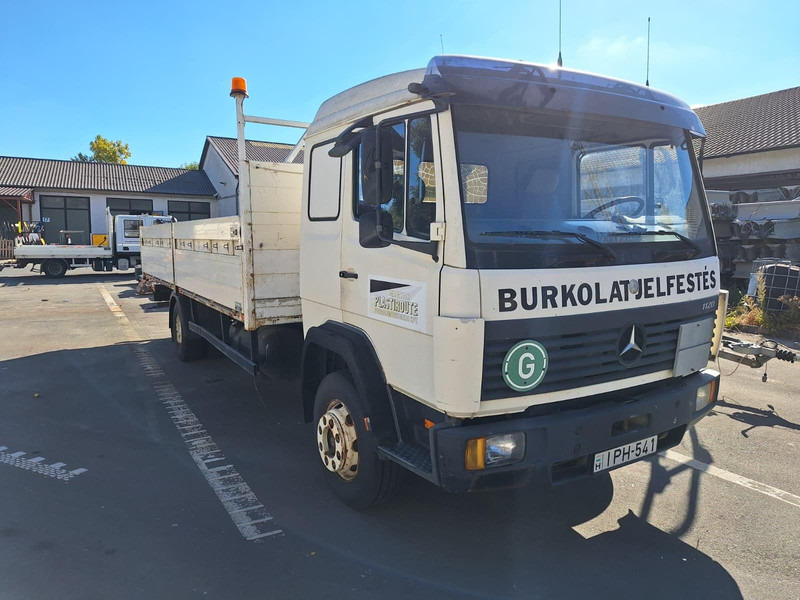 Mercedes-Benz 1120 - Pritsche - Camião de caixa aberta/ Plataforma: foto 3 Mercedes-Benz 1120 - Pritsche - Camião de caixa aberta/ Plataforma: foto 3