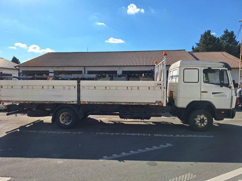 Mercedes-Benz 1120 - Pritsche - Camião de caixa aberta/ Plataforma: foto 4 Mercedes-Benz 1120 - Pritsche - Camião de caixa aberta/ Plataforma: foto 4