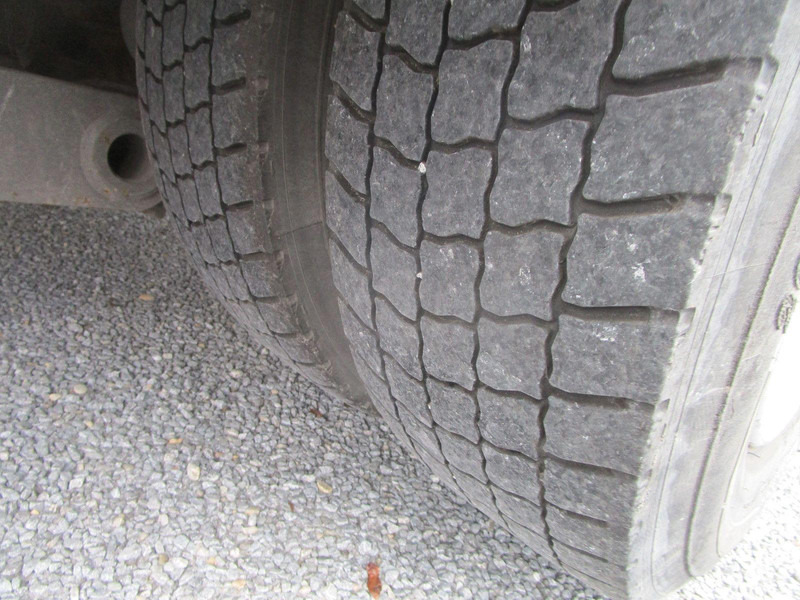 Camião de lona Mercedes-Benz 1224 L MP4+EURO+6+KLIMA+AHK+LBW+7,20m+6-Zylinder: foto 12 Camião de lona Mercedes-Benz 1224 L MP4+EURO+6+KLIMA+AHK+LBW+7,20m+6-Zylinder: foto 12