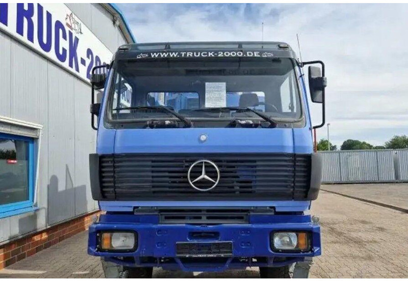 Mercedes-Benz 1831 4x4 Betonvágó - Máquina de asfalto: foto 4 Mercedes-Benz 1831 4x4 Betonvágó - Máquina de asfalto: foto 4