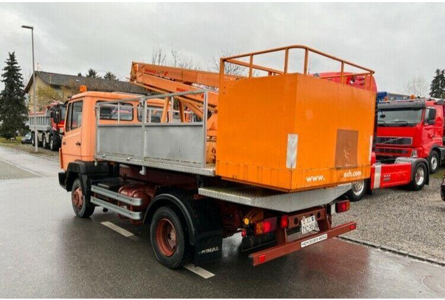 Mercedes-Benz 709 Bucket truck Wumag 14 m - Caminhão com plataforma aérea: foto 3 Mercedes-Benz 709 Bucket truck Wumag 14 m - Caminhão com plataforma aérea: foto 3