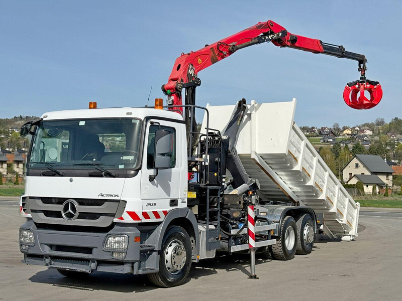 Mercedes-Benz ACTROS 2536 - Camião polibenne, Camião grua: foto 2 Mercedes-Benz ACTROS 2536 - Camião polibenne, Camião grua: foto 2