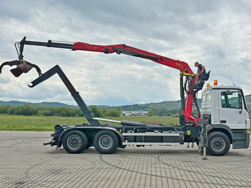 Mercedes-Benz ACTROS 2541 ABROLLKIPPER EPSILON E140Z81 TOP - Camião polibenne, Camião grua: foto 5 Mercedes-Benz ACTROS 2541 ABROLLKIPPER EPSILON E140Z81 TOP - Camião polibenne, Camião grua: foto 5