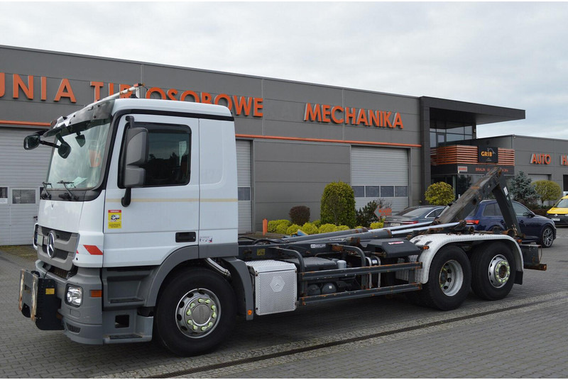 Mercedes-Benz ACTROS 2541 EURO 5 HOOK ABROLLKIPPER - Camião polibenne: foto 2 Mercedes-Benz ACTROS 2541 EURO 5 HOOK ABROLLKIPPER - Camião polibenne: foto 2