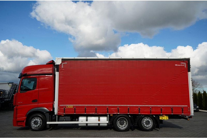Mercedes-Benz ACTROS 2545 / SOLÓWKA  / 6x2 / OŚ PODNOSZONA / BIG SPACE / WIELT - Camião de lona: foto 2 Mercedes-Benz ACTROS 2545 / SOLÓWKA  / 6x2 / OŚ PODNOSZONA / BIG SPACE / WIELT - Camião de lona: foto 2