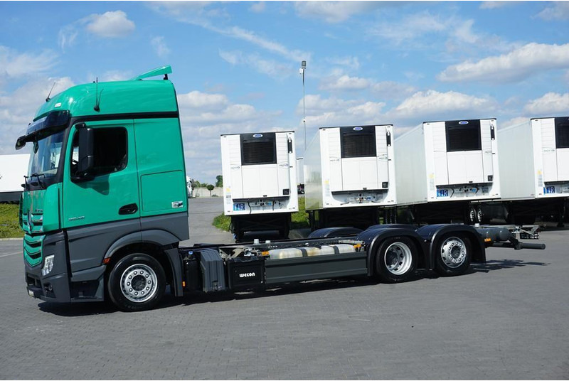Mercedes-Benz ACTROS / 2548 / ACC / E 6 / MP 5 / MEGA / BDF 7,82 M / RETARDER - Camião transportador de contêineres/ Caixa móvel: foto 3 Mercedes-Benz ACTROS / 2548 / ACC / E 6 / MP 5 / MEGA / BDF 7,82 M / RETARDER - Camião transportador de contêineres/ Caixa móvel: foto 3