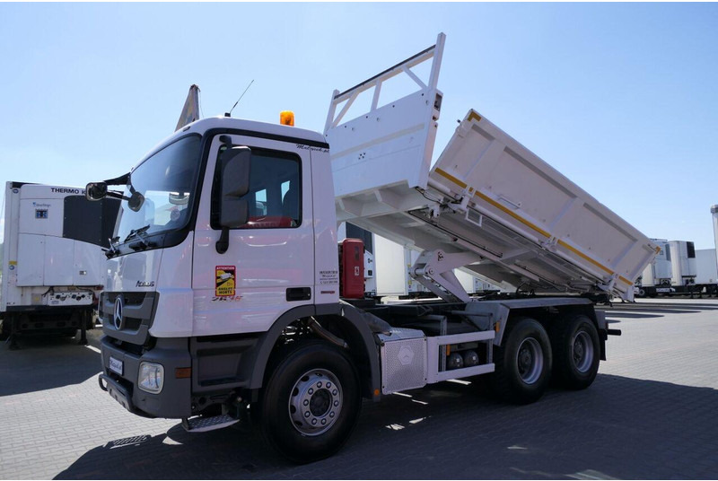 Mercedes-Benz ACTROS 2636 - Camião basculante: foto 2 Mercedes-Benz ACTROS 2636 - Camião basculante: foto 2