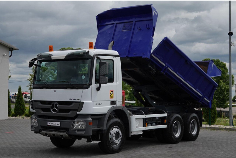 Mercedes-Benz ACTROS 3344 / 6x4 / WYWROTKA 2 STR / BORDMATIC / HYDROBURTA / HY - Camião basculante: foto 2 Mercedes-Benz ACTROS 3344 / 6x4 / WYWROTKA 2 STR / BORDMATIC / HYDROBURTA / HY - Camião basculante: foto 2