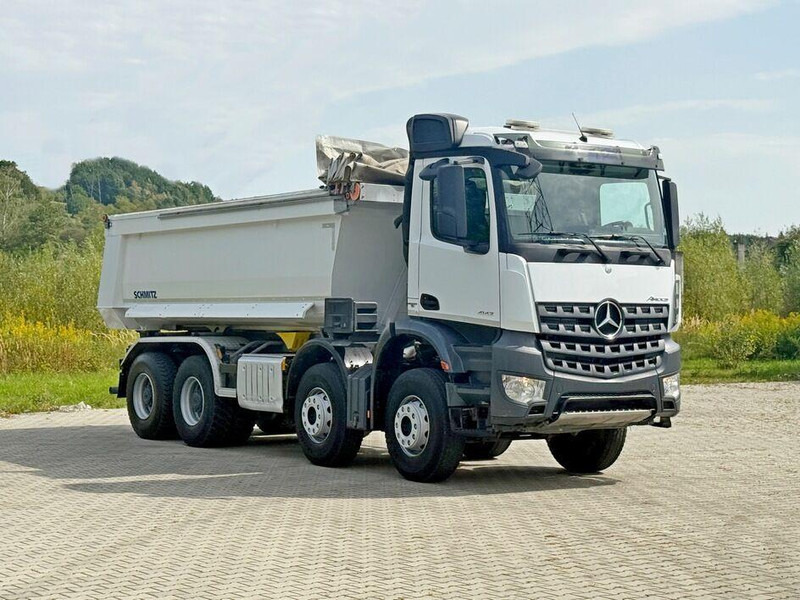 Mercedes-Benz AROCS 4142* KIPPER / 8x4 * TOPZUSTAND - Camião basculante: foto 1 Mercedes-Benz AROCS 4142* KIPPER / 8x4 * TOPZUSTAND - Camião basculante: foto 1