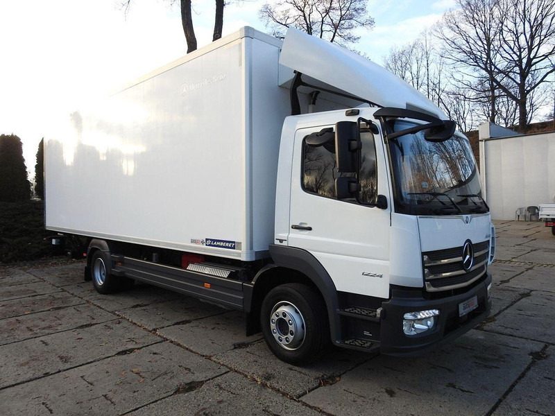 Mercedes-Benz ATEGO 12.24 KONTENER CHŁODNIA -10*C WINDA 16 PALET FUNKCJA GRZAN - Camião frigorífico: foto 4 Mercedes-Benz ATEGO 12.24 KONTENER CHŁODNIA -10*C WINDA 16 PALET FUNKCJA GRZAN - Camião frigorífico: foto 4
