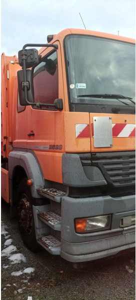 Mercedes-Benz ATEGO 2528 2628 ZOELLER MEDIUM Garbage Truck - Caminhão de lixo: foto 3 Mercedes-Benz ATEGO 2528 2628 ZOELLER MEDIUM Garbage Truck - Caminhão de lixo: foto 3