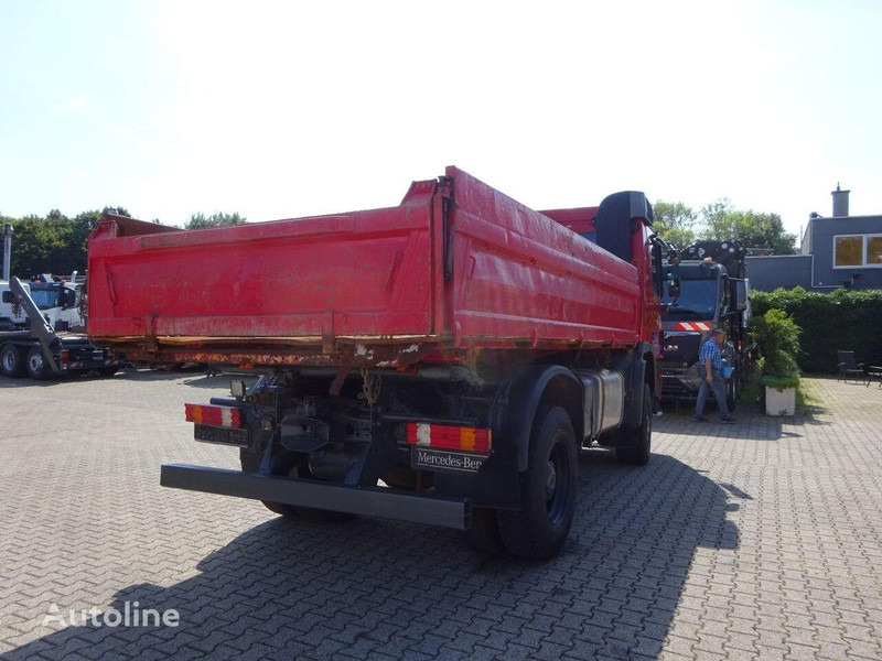 Mercedes-Benz Actros 1832 - 3 way tipper - Camião basculante: foto 4 Mercedes-Benz Actros 1832 - 3 way tipper - Camião basculante: foto 4