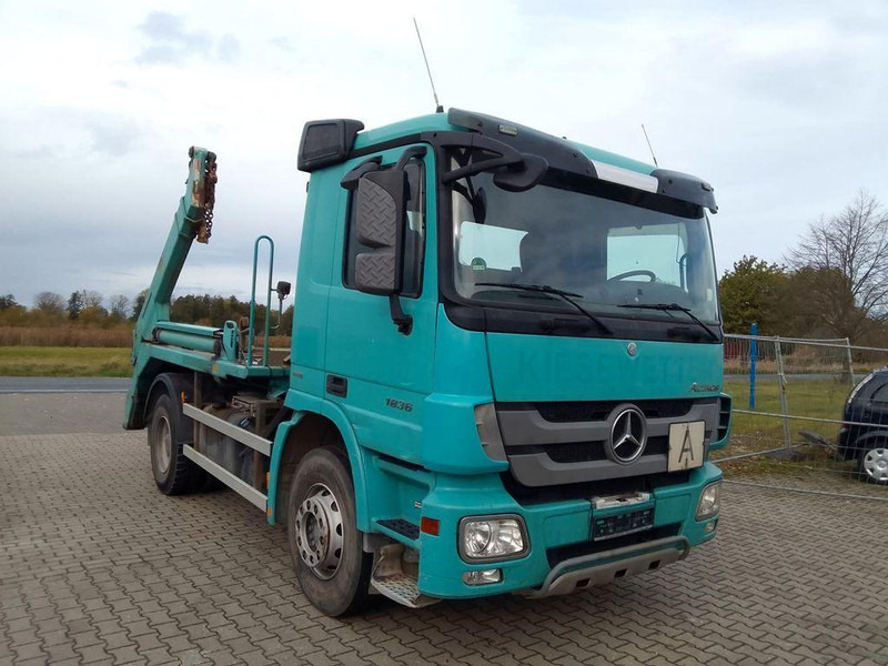 Mercedes-Benz Actros 1836 - Camião multibenne: foto 2 Mercedes-Benz Actros 1836 - Camião multibenne: foto 2