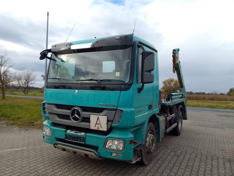 Mercedes-Benz Actros 1836 - Camião multibenne: foto 1 Mercedes-Benz Actros 1836 - Camião multibenne: foto 1