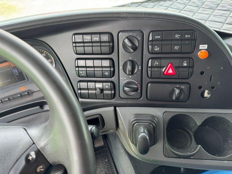 Camião de caixa aberta/ Plataforma, Camião grua Mercedes-Benz Actros 2541 mit Atlas -Kran: foto 12 Camião de caixa aberta/ Plataforma, Camião grua Mercedes-Benz Actros 2541 mit Atlas -Kran: foto 12