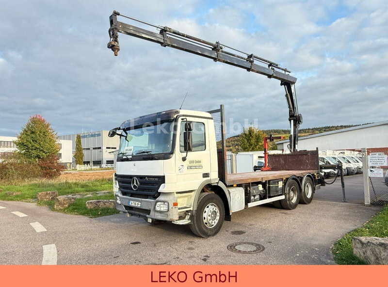 Mercedes-Benz Actros 2636-Plateau Hiab Krahn - Camião de caixa aberta/ Plataforma, Camião grua: foto 1 Mercedes-Benz Actros 2636-Plateau Hiab Krahn - Camião de caixa aberta/ Plataforma, Camião grua: foto 1