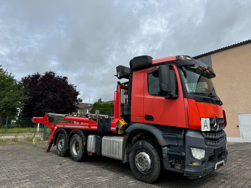Mercedes-Benz Arocs 2536 BL 6x2/Funkfernbe./VDL-ASK 18 TK - Camião transportador de contêineres/ Caixa móvel, Camião grua: foto 2 Mercedes-Benz Arocs 2536 BL 6x2/Funkfernbe./VDL-ASK 18 TK - Camião transportador de contêineres/ Caixa móvel, Camião grua: foto 2