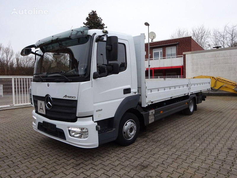Mercedes-Benz Atego 818 - Flatbed - Camião de caixa aberta/ Plataforma: foto 2 Mercedes-Benz Atego 818 - Flatbed - Camião de caixa aberta/ Plataforma: foto 2