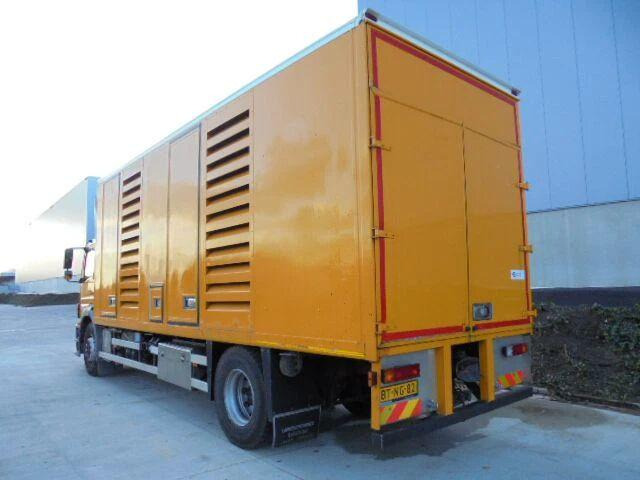 Mercedes-Benz Axor 1829 - Vacuum truck - Caminhão limpa fossa: foto 5 Mercedes-Benz Axor 1829 - Vacuum truck - Caminhão limpa fossa: foto 5