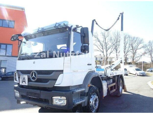 Mercedes-Benz Axor 1833 - Camião multibenne: foto 3 Mercedes-Benz Axor 1833 - Camião multibenne: foto 3