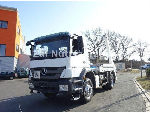 Mercedes-Benz Axor 1833 - Camião multibenne: foto 5 Mercedes-Benz Axor 1833 - Camião multibenne: foto 5
