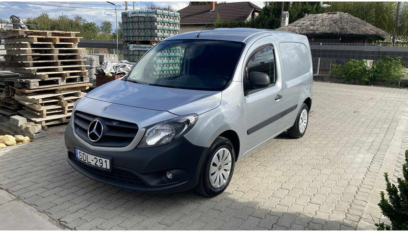 Mercedes-Benz Citan 109 CDI LKW - Furgão compacto: foto 2 Mercedes-Benz Citan 109 CDI LKW - Furgão compacto: foto 2