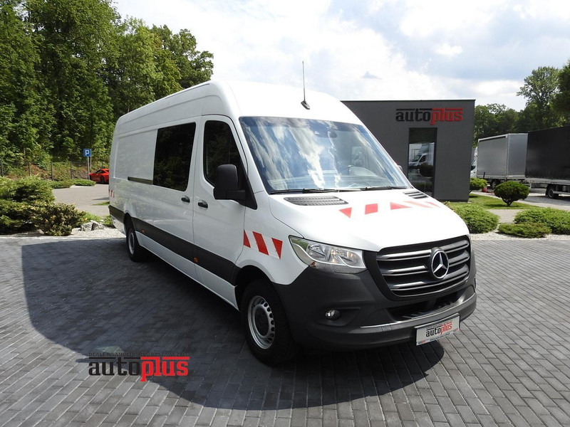 Mercedes-Benz SPRINTER FURGON BRYGADÓWKA 5 MIEJSC TEMPOMAT NAWIGACJA KLIMATYZ - Minibus, Furgão de passageiros: foto 1 Mercedes-Benz SPRINTER FURGON BRYGADÓWKA 5 MIEJSC TEMPOMAT NAWIGACJA KLIMATYZ - Minibus, Furgão de passageiros: foto 1