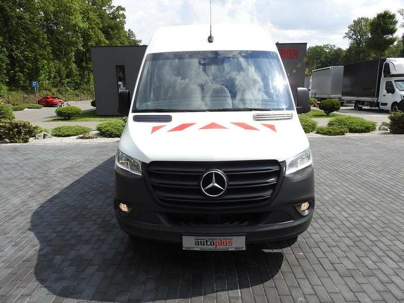 Mercedes-Benz SPRINTER FURGON BRYGADÓWKA 5 MIEJSC TEMPOMAT NAWIGACJA KLIMATYZ - Minibus, Furgão de passageiros: foto 5 Mercedes-Benz SPRINTER FURGON BRYGADÓWKA 5 MIEJSC TEMPOMAT NAWIGACJA KLIMATYZ - Minibus, Furgão de passageiros: foto 5
