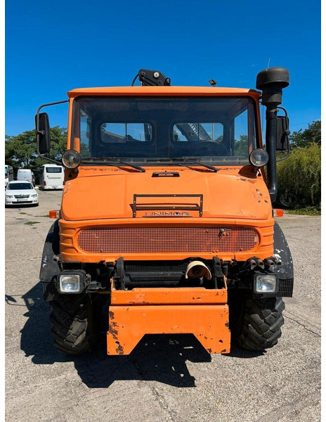 Mercedes-Benz UNIMOG - Motocultivador: foto 2 Mercedes-Benz UNIMOG - Motocultivador: foto 2