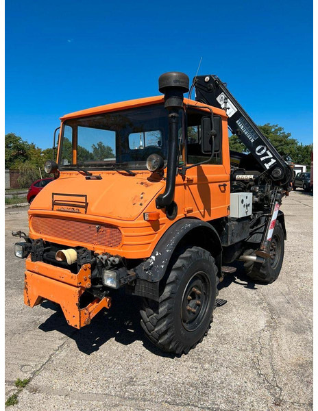 Mercedes-Benz UNIMOG - Motocultivador: foto 2 Mercedes-Benz UNIMOG - Motocultivador: foto 2