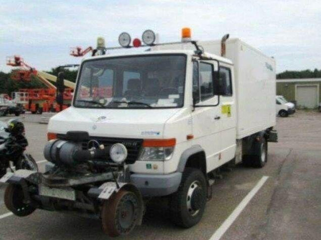 Mercedes-Benz VARIO Schörling RAIL ROAD Two Way Schienen - Camião furgão: foto 1 Mercedes-Benz VARIO Schörling RAIL ROAD Two Way Schienen - Camião furgão: foto 1