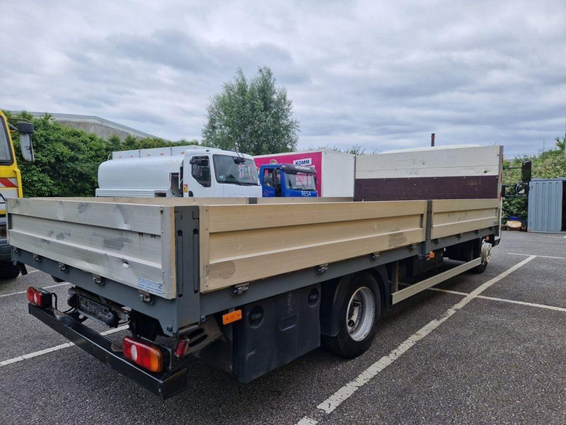 Mitsubishi 70 C 18 Fuso Canter Pritschenwagen Euro 6 - Camião de caixa aberta/ Plataforma: foto 4 Mitsubishi 70 C 18 Fuso Canter Pritschenwagen Euro 6 - Camião de caixa aberta/ Plataforma: foto 4