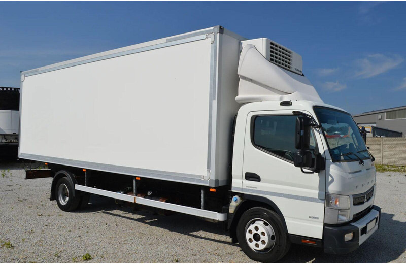 Mitsubishi CANTER FUSO 9C18 REFRIGERATOR + DOOR ISOTHERM CONTAINER - Camião frigorífico: foto 5 Mitsubishi CANTER FUSO 9C18 REFRIGERATOR + DOOR ISOTHERM CONTAINER - Camião frigorífico: foto 5