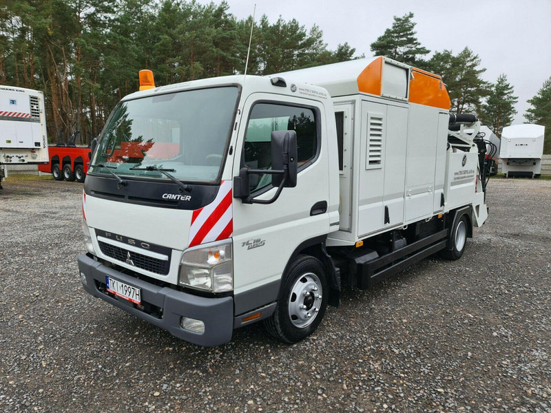 Mitsubishi CANTER Szippantóskocsi - Caminhão limpa fossa: foto 2 Mitsubishi CANTER Szippantóskocsi - Caminhão limpa fossa: foto 2