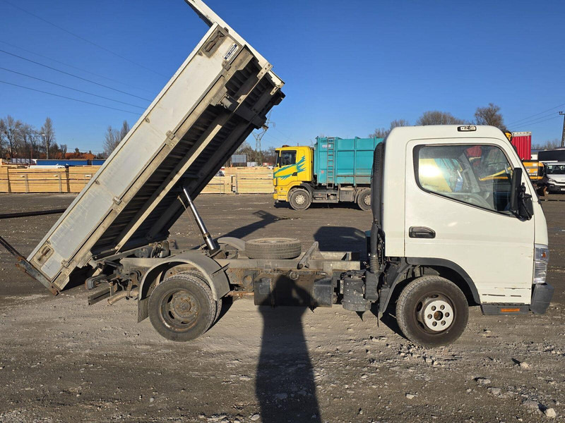 Mitsubishi Canter Fuso 3,0 d - 3 sided Tipper - Carrinha basculante: foto 4 Mitsubishi Canter Fuso 3,0 d - 3 sided Tipper - Carrinha basculante: foto 4