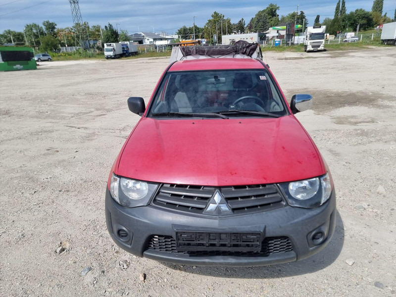 Mitsubishi L200 2,5 d - 3 sided Tipper - Carrinha basculante: foto 3 Mitsubishi L200 2,5 d - 3 sided Tipper - Carrinha basculante: foto 3