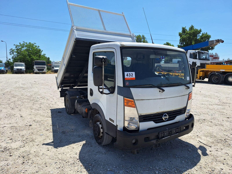 Nissan Cabstar 2,5 TDi - 3 sided Tipper - Carrinha basculante: foto 1 Nissan Cabstar 2,5 TDi - 3 sided Tipper - Carrinha basculante: foto 1