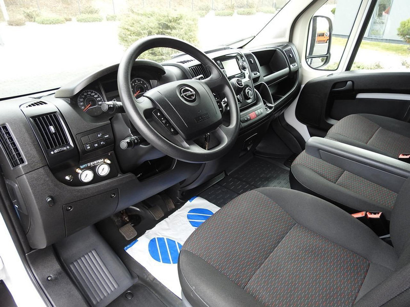 Opel MOVANO PLANDEKA 10 PALET WEBASTO TEMPOMAT PNEUMATYKA KLIMATYZAC - Carrinha de lona: foto 2 Opel MOVANO PLANDEKA 10 PALET WEBASTO TEMPOMAT PNEUMATYKA KLIMATYZAC - Carrinha de lona: foto 2