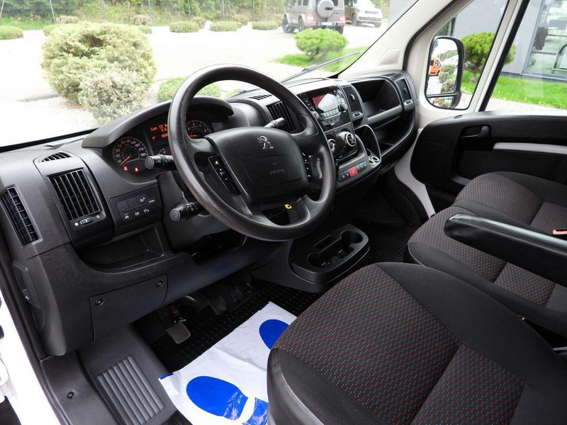Peugeot BOXER SKRZYNIA PODWÓJNA KABINA DOKA 7 MIEJSC TEMPOMAT KLIMATYZAC - Carrinha de caixa aberta, Carrinha cabine dupla: foto 2 Peugeot BOXER SKRZYNIA PODWÓJNA KABINA DOKA 7 MIEJSC TEMPOMAT KLIMATYZAC - Carrinha de caixa aberta, Carrinha cabine dupla: foto 2