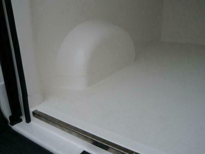 Peugeot Boxer BlueHDI 35 L2H2 Hűtős furgon Frigosoft 4500 - Carrinha frigorífica: foto 3 Peugeot Boxer BlueHDI 35 L2H2 Hűtős furgon Frigosoft 4500 - Carrinha frigorífica: foto 3