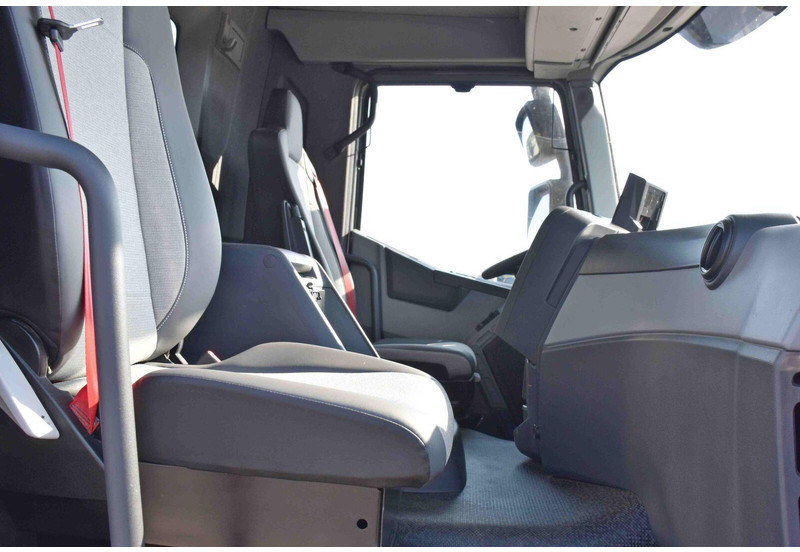 Camião basculante Renault K 440: foto 10