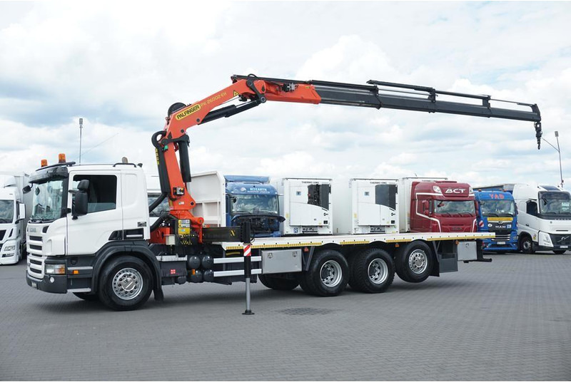 Scania P 420 / 8 X 4 / TRIDEM / SKRZYNIOWY + HDS / PALFINGER PK 26002 / - Camião de caixa aberta/ Plataforma, Camião grua: foto 4 Scania P 420 / 8 X 4 / TRIDEM / SKRZYNIOWY + HDS / PALFINGER PK 26002 / - Camião de caixa aberta/ Plataforma, Camião grua: foto 4