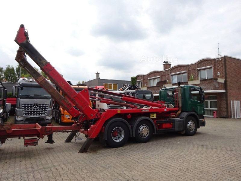 Camião multibenne Scania P310 - Skip loader truck: foto 12